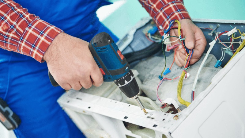 Yenimahalle Esty Esty çamaşır makinesi kart tamiri – Su almama arızası orijinal parça ile giderildi. - Teknik servis örneği